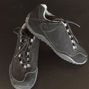 Men’s black Kuru Chicane hiking shoes